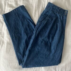 Vintage Leslie Fay Blue Featherweight High Waisted Wide Leg Pleated Jeans